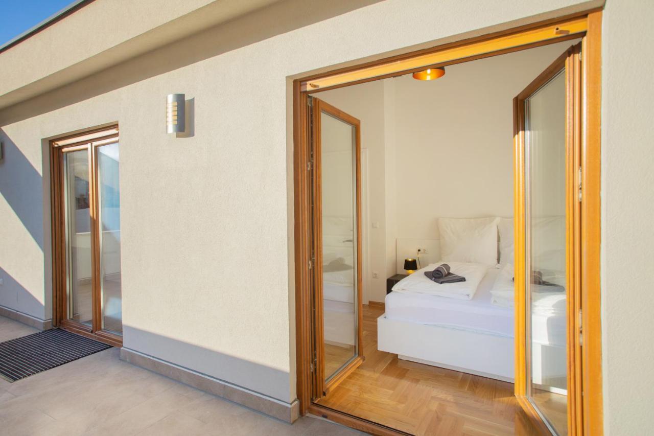 Sky Penthouse Old Bridge With Sauna And Jacuzzi Mostar Eksteriør billede