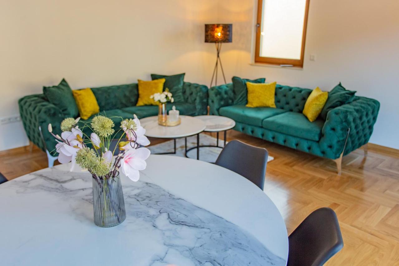 Sky Penthouse Old Bridge With Sauna And Jacuzzi Mostar Eksteriør billede